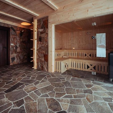 Janasiowka Bed & Breakfast Kamesznica Bagian luar foto